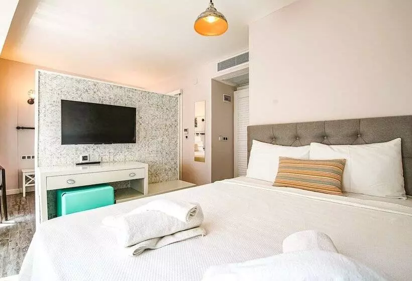 Nirvana Otel