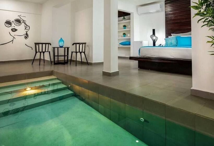 ホテル The Diamond Suites At Ahnvee