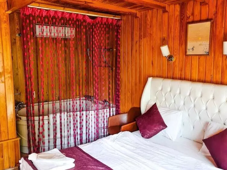İpek Koza Motel