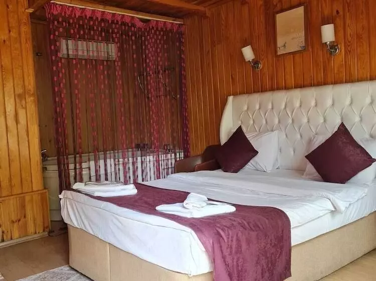 İpek Koza Motel