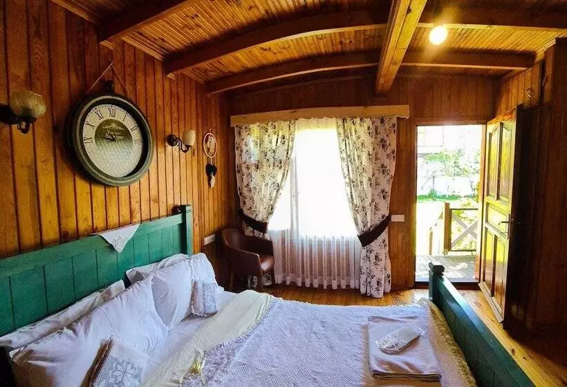 İpek Koza Motel