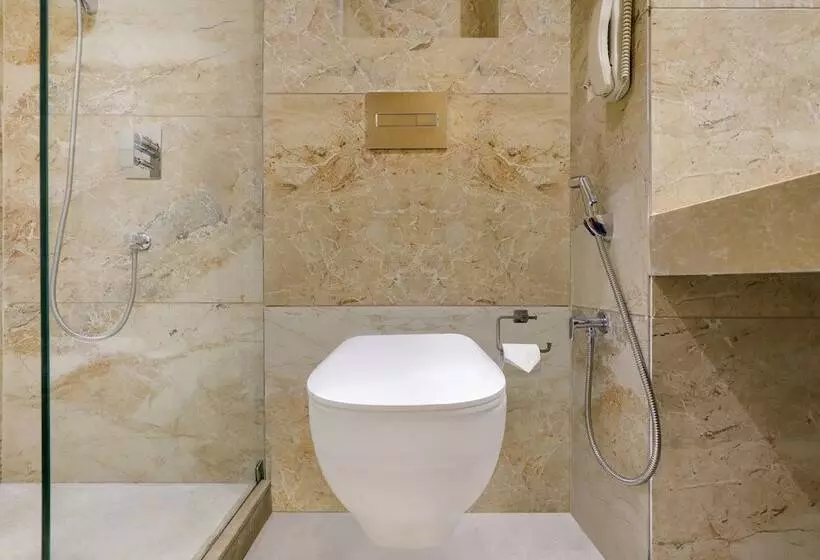 Lemon Tree Hotel Agra