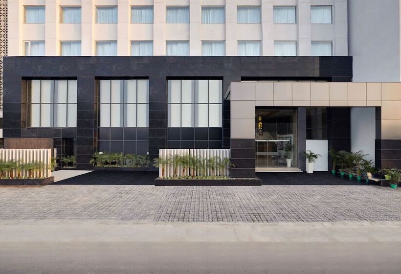 Lemon Tree Hotel Agra