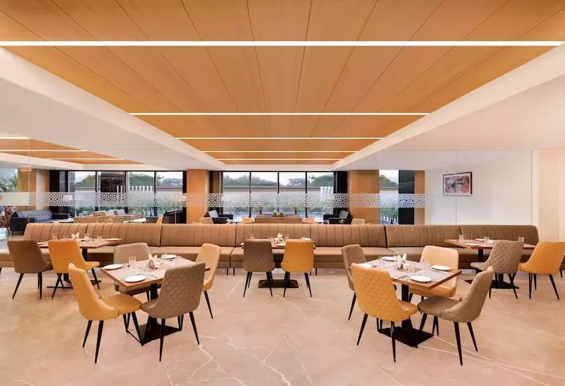 Lemon Tree Hotel Agra