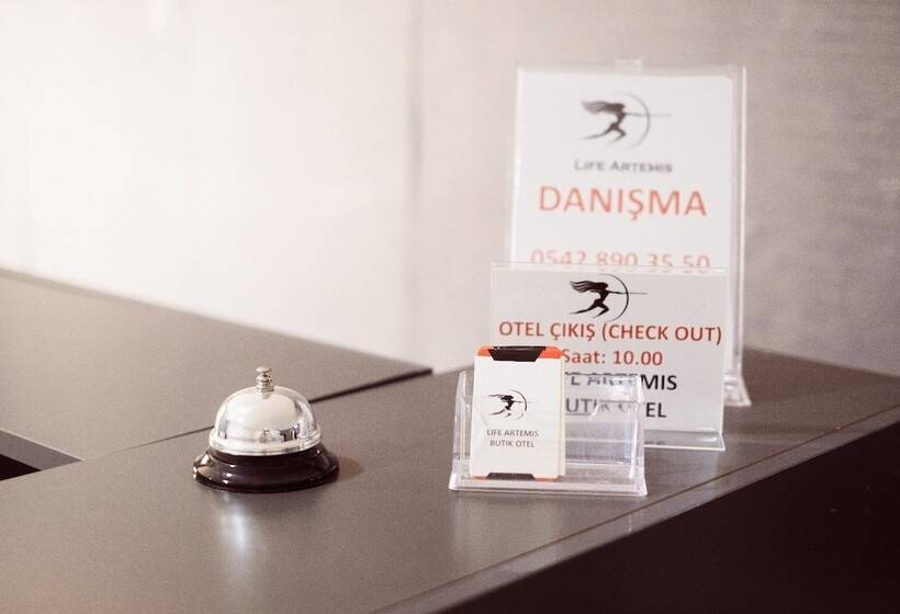 Life Artemis Otel