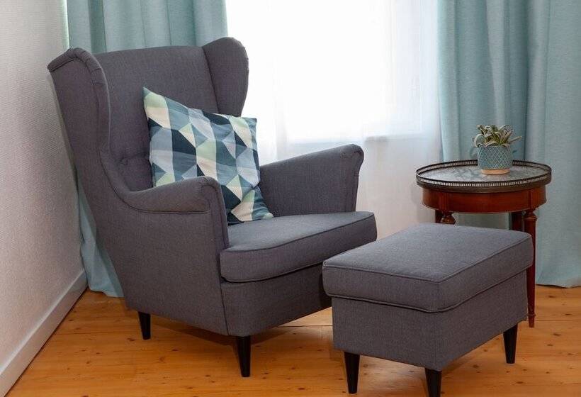 פנסיון La Fontaine Racine