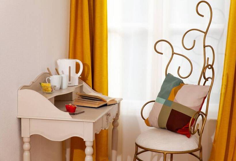 פנסיון La Fontaine Racine