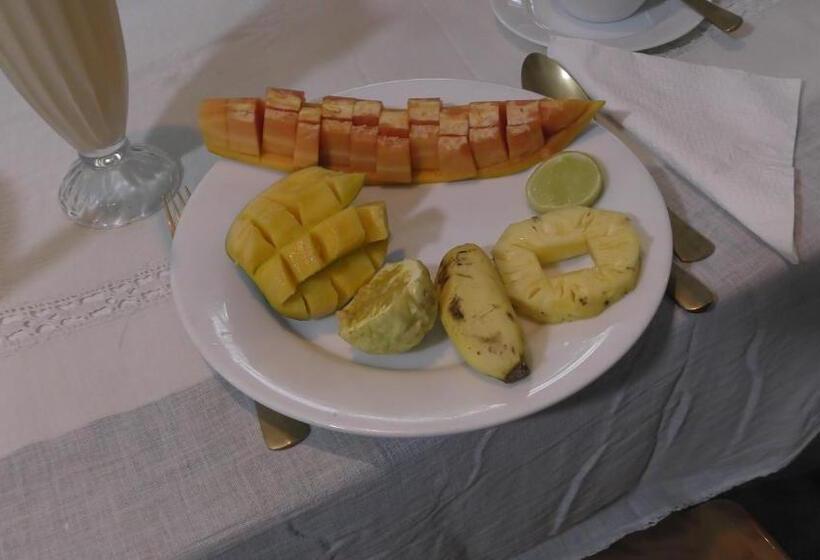 ペンション Pigeon House Kabalana