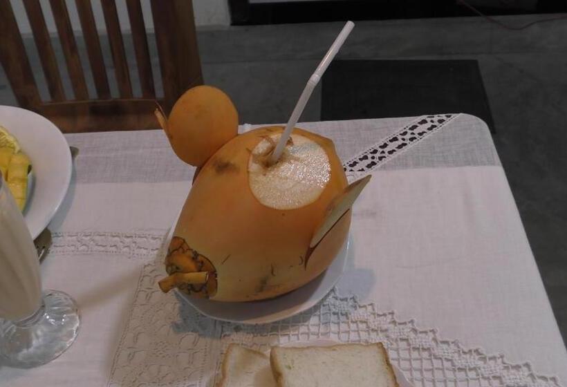 ペンション Pigeon House Kabalana