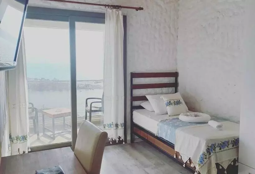 Rastgele Akkum Otel