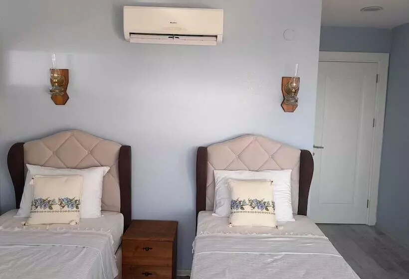 Rastgele Akkum Otel