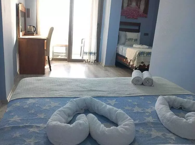 Rastgele Akkum Otel