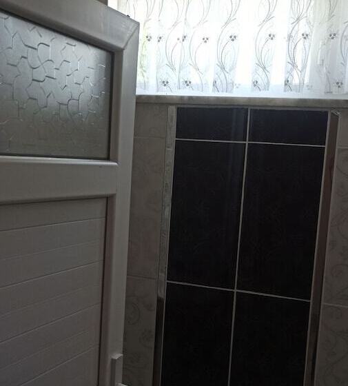 Salda Gölü Kumsalda Apart Pansiyon