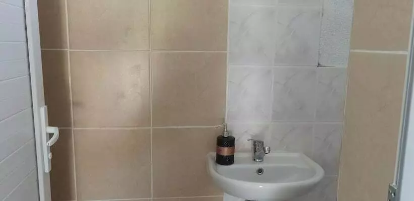 Salda Gölü Kumsalda Apart Pansiyon