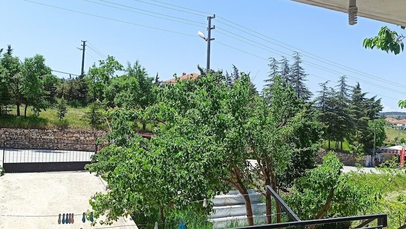 Salda Gölü Kumsalda Apart Pansiyon