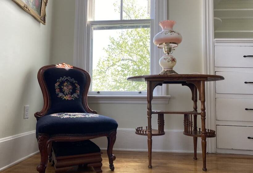 The Sleeping Swan B&b