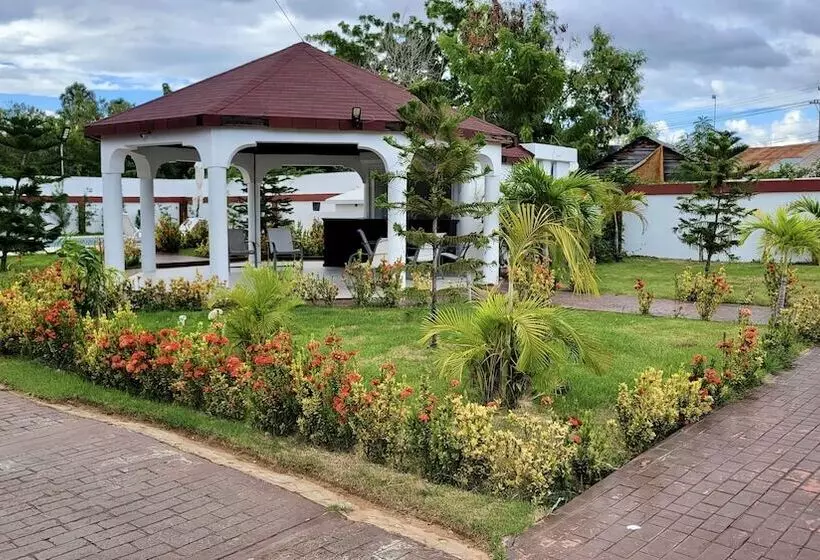Aparta Hotel Madome
