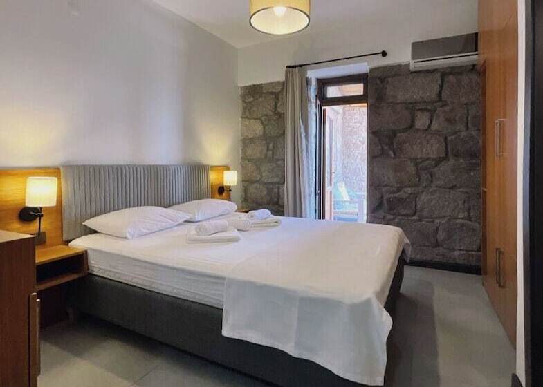 בית מלון כפרי Assos Ada