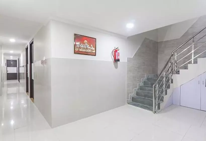 Fabhotel Shyam Inn