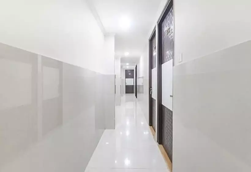 Fabhotel Shyam Inn