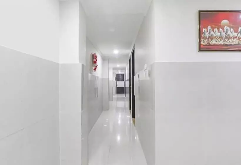 Fabhotel Shyam Inn