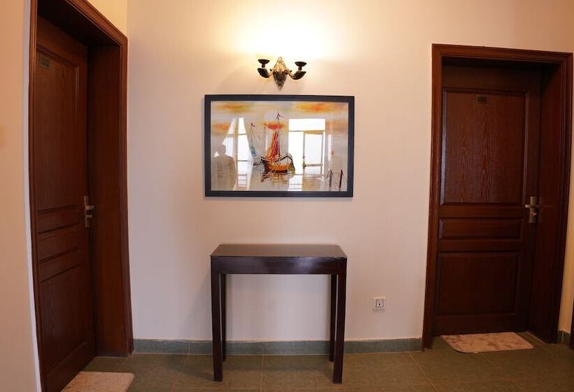 استراحتگاه 697 By Legend