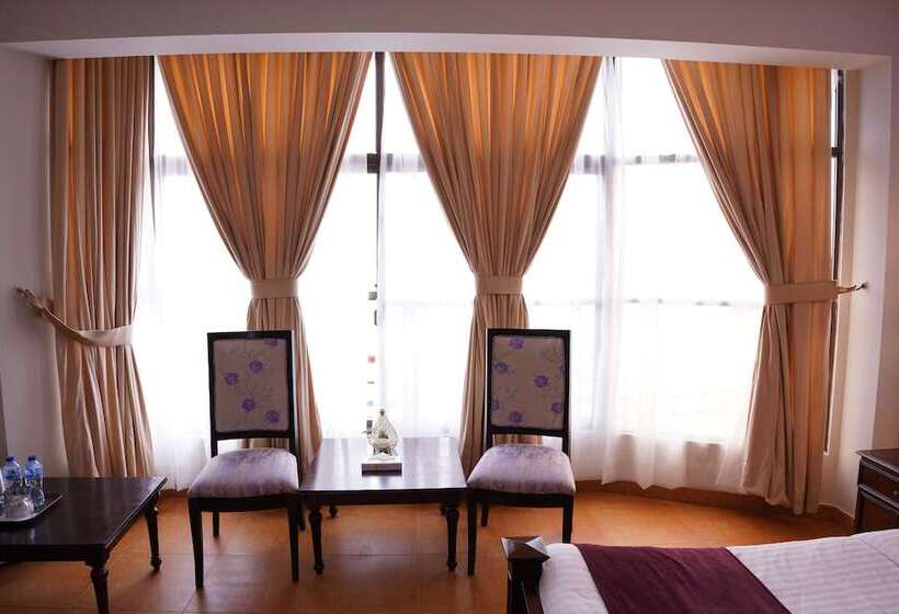 استراحتگاه 697 By Legend