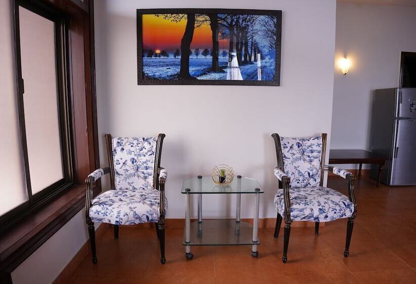 استراحتگاه 697 By Legend