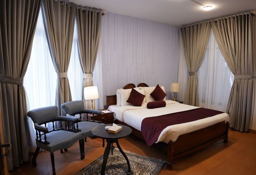 استراحتگاه 697 By Legend