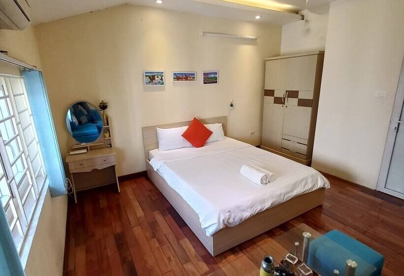 مسافرخانه Hanowood Homestay