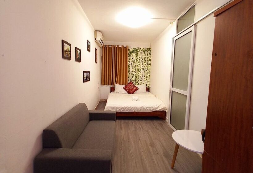 مسافرخانه Hanowood Homestay