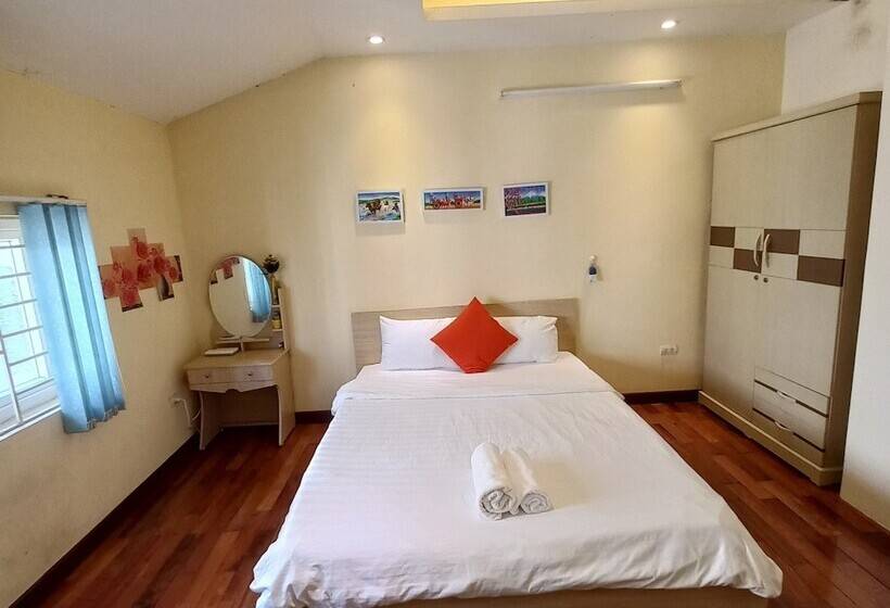 مسافرخانه Hanowood Homestay