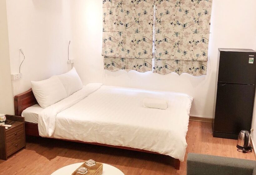 مسافرخانه Hanowood Homestay