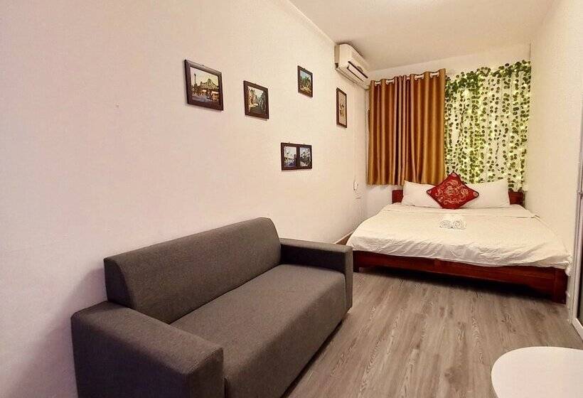 مسافرخانه Hanowood Homestay