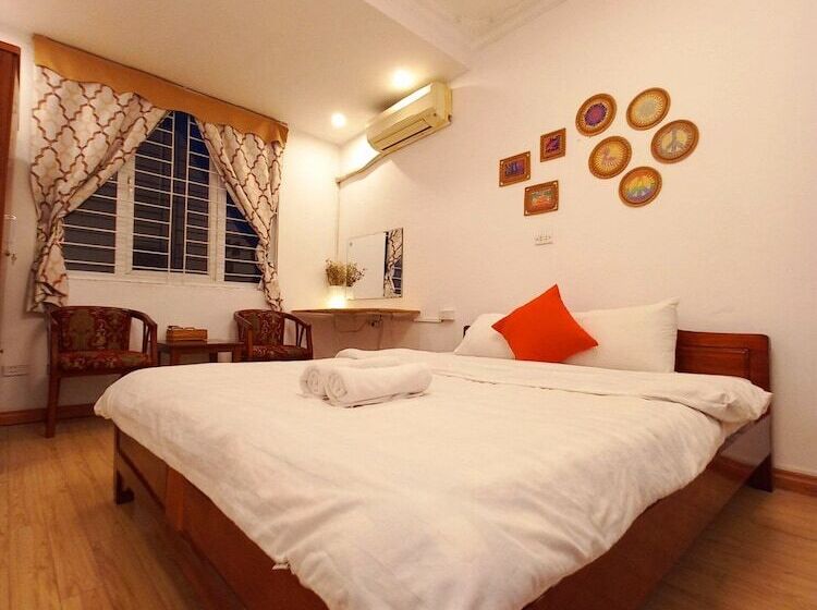 مسافرخانه Hanowood Homestay