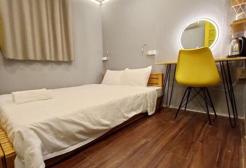 مسافرخانه Hanowood Homestay