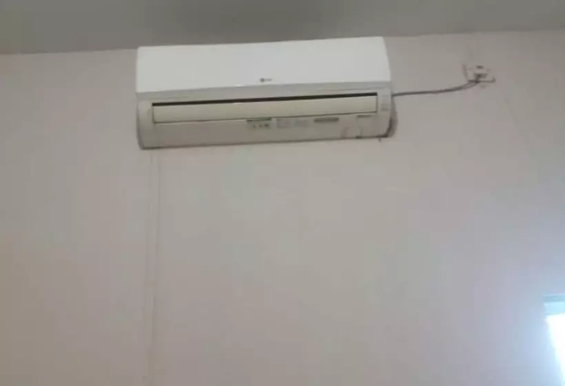 Hotelli Andesta Guest House Syariah By Oyo