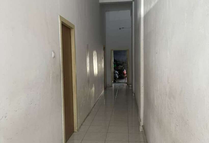 בית מלון כפרי Andesta Guest House Syariah By Oyo