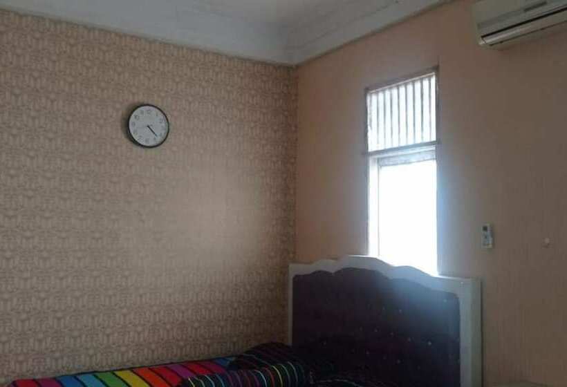 בית מלון כפרי Andesta Guest House Syariah By Oyo