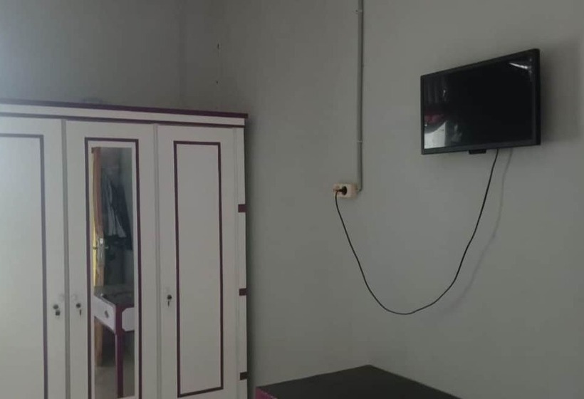 בית מלון כפרי Andesta Guest House Syariah By Oyo