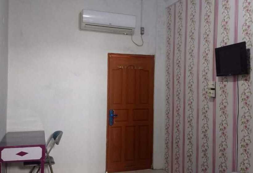 בית מלון כפרי Andesta Guest House Syariah By Oyo