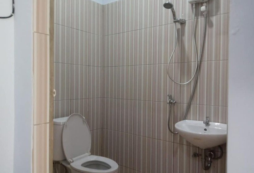 בית מלון כפרי Andesta Guest House Syariah By Oyo