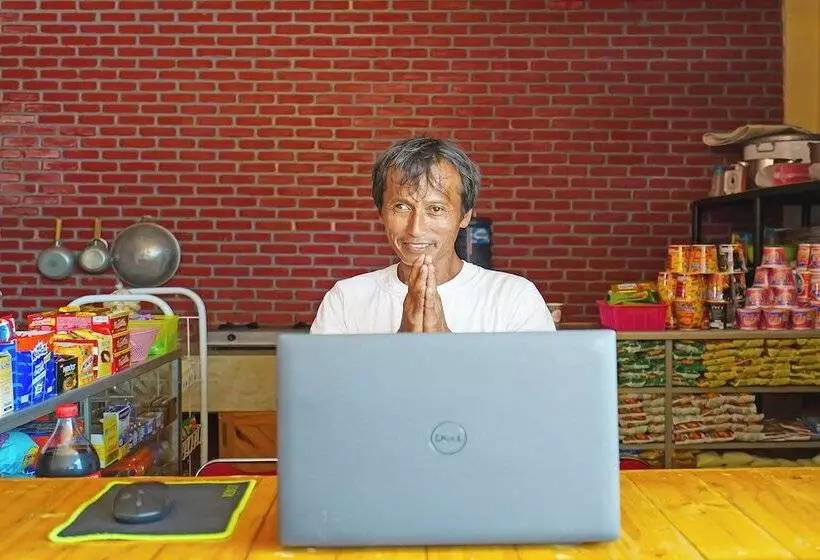 Hotel Collection O 92634 Villa Ds