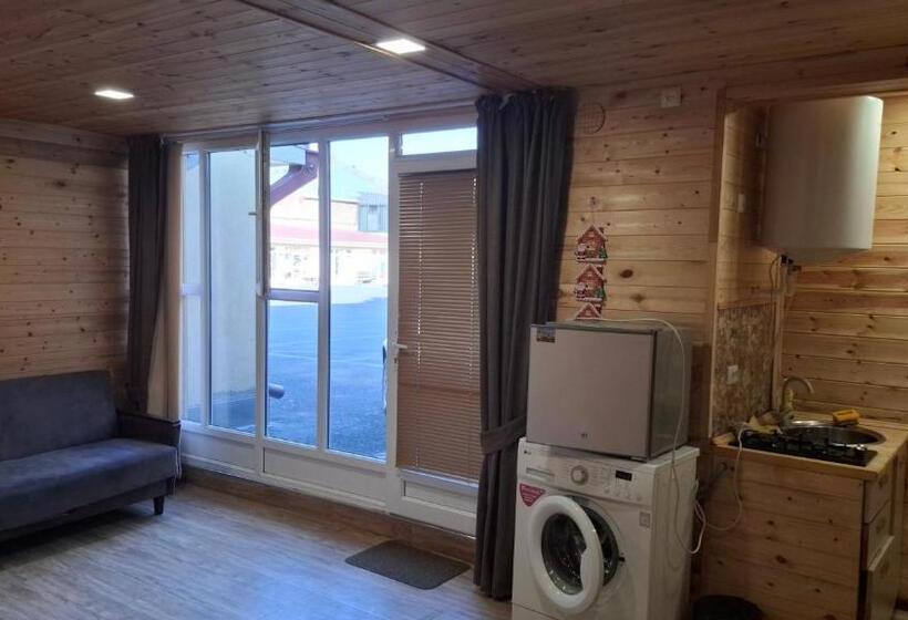 هتل کپسول Narek B&b