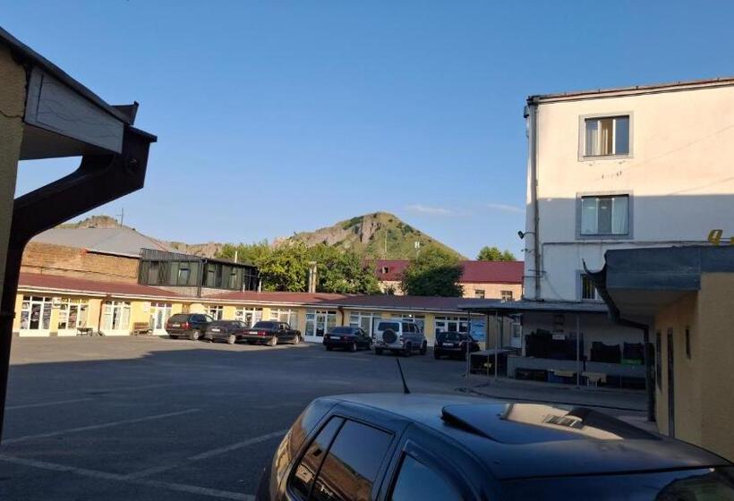 هتل کپسول Narek B&b