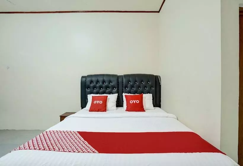 Hotelli Efniati Homestay Syariah By Oyo