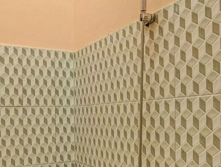 Hotelli Efniati Homestay Syariah By Oyo