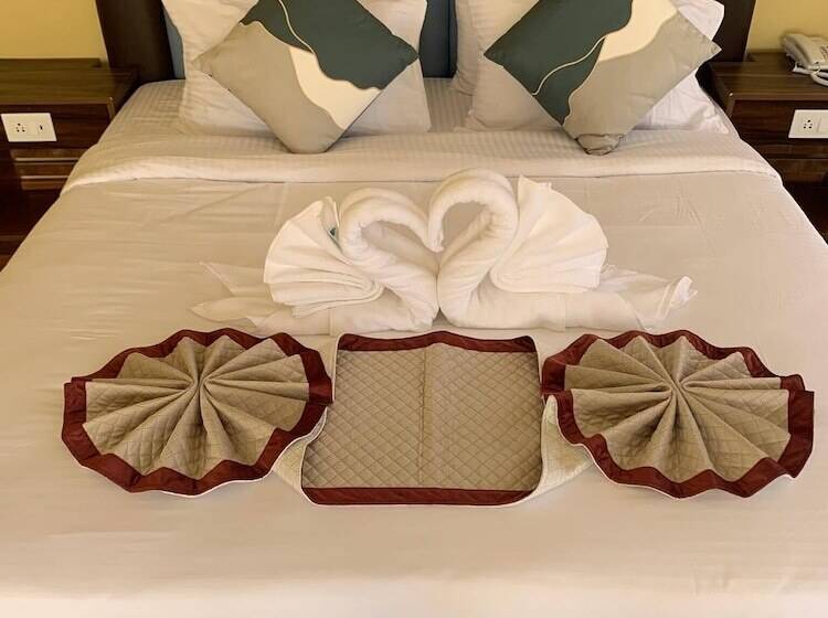 هتل Green Valley Boutique