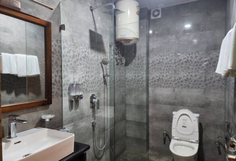 هتل Green Valley Boutique