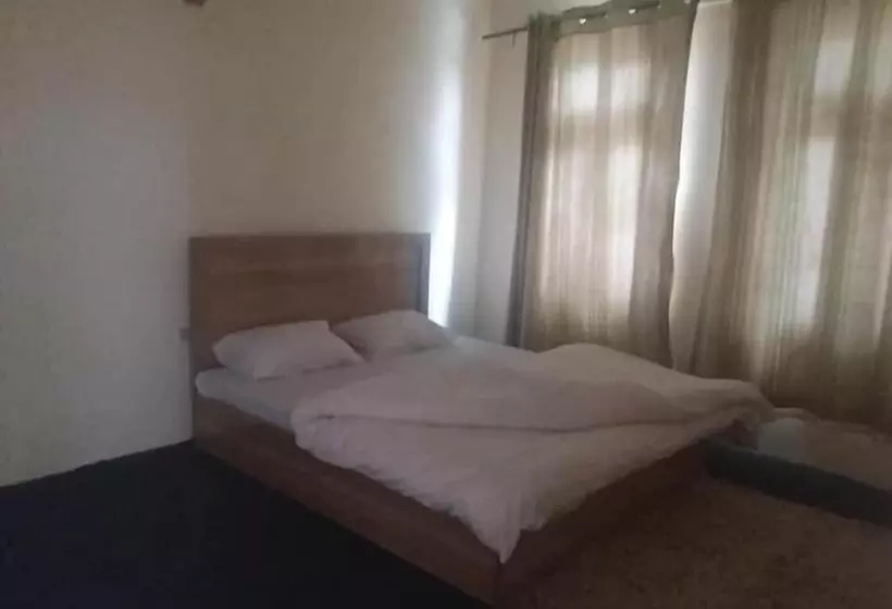 هتل Ibadat Shah Lodges
